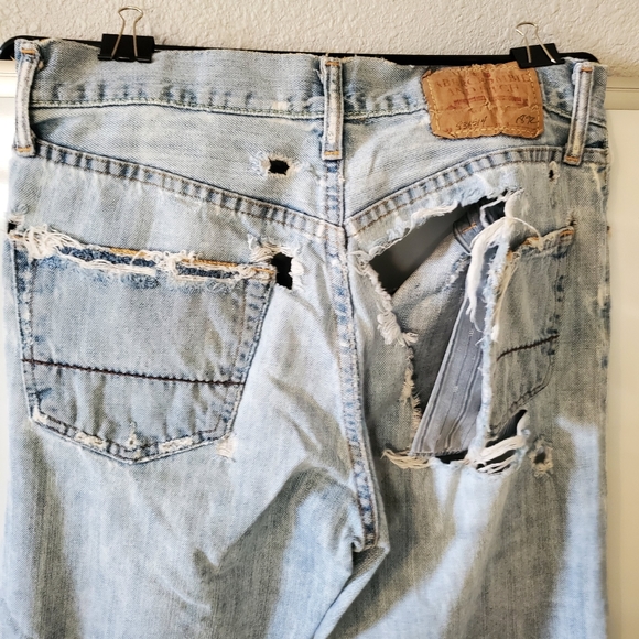ABERCROMBIE & FITCH MENS JEAN ONE OF A KIND - Picture 3 of 12